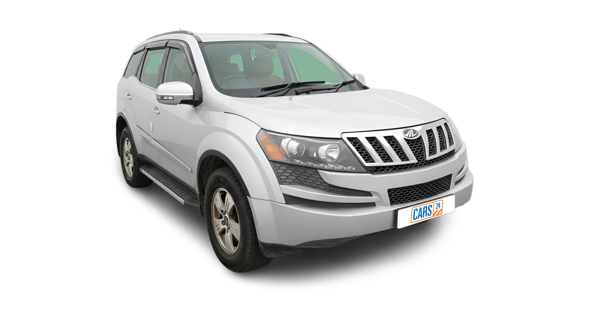 Mahindra XUV500-img